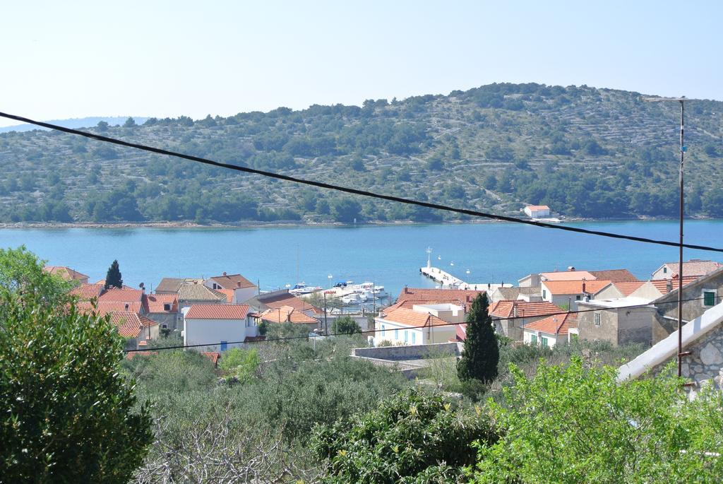Kaprije Mistral Apartment Exterior photo